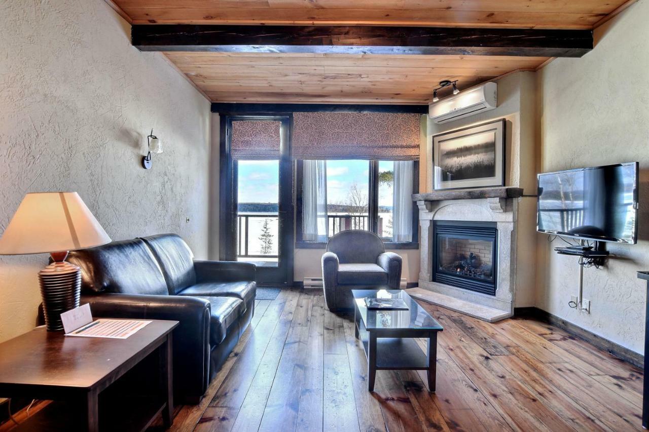 Les Condos Du Lac Taureau- Rooms & Condos Saint-Michel Eksteriør billede