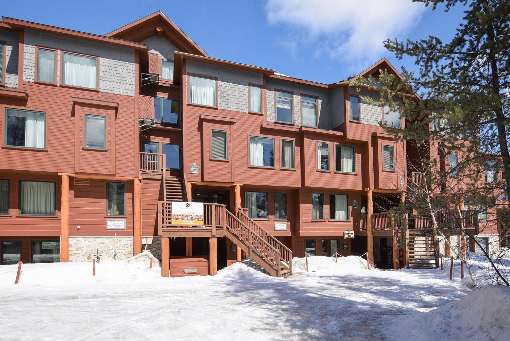 Les Condos Du Lac Taureau- Rooms & Condos Saint-Michel Eksteriør billede